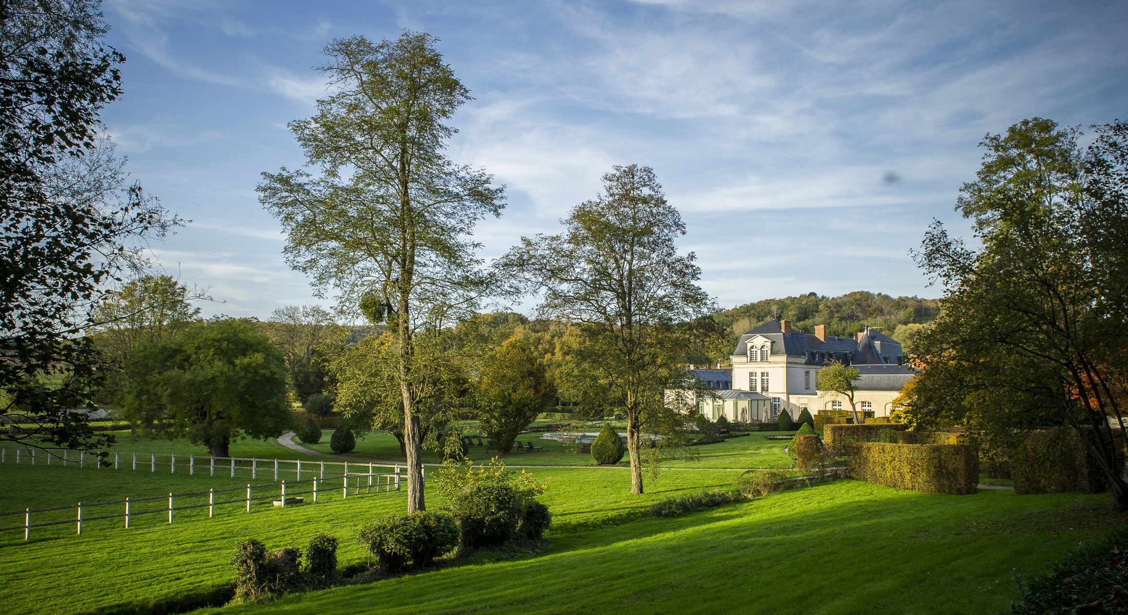 Château de Courcelles 4 Star Luxury Hotel in CourcellessurVesle