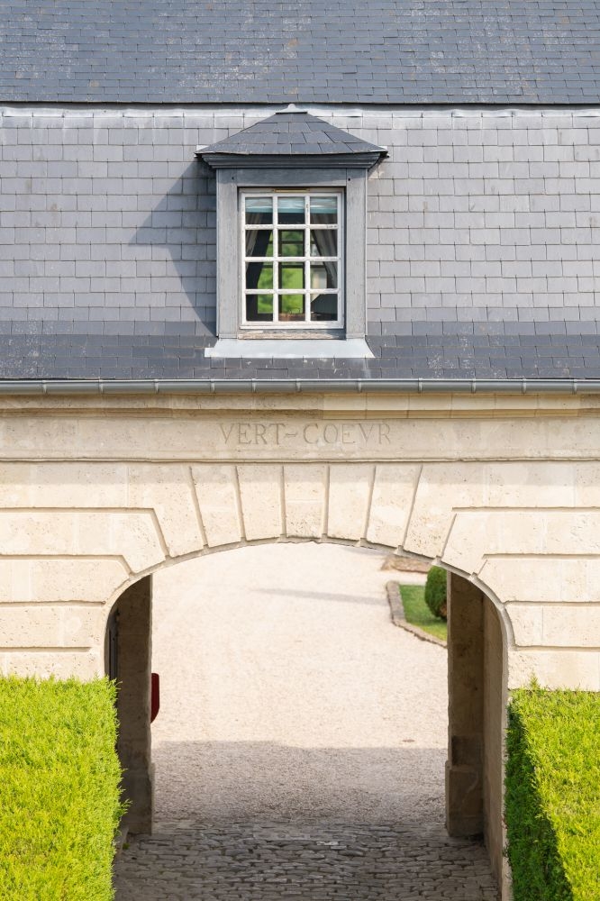 Les d&eacute;pendances Ch&acirc;teau de Courcelles