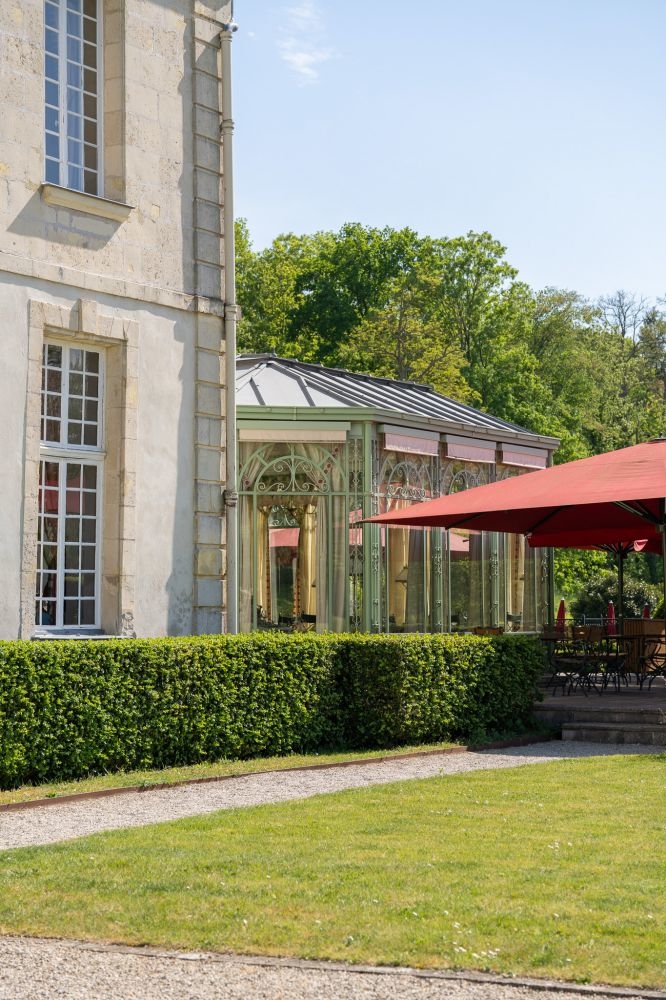 la terrasse Ch&acirc;teau de Courcelles